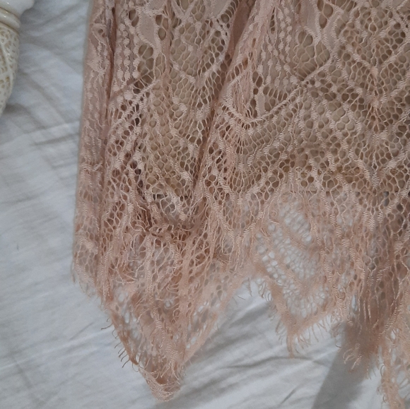 Pink halter top - Picture 5 of 6